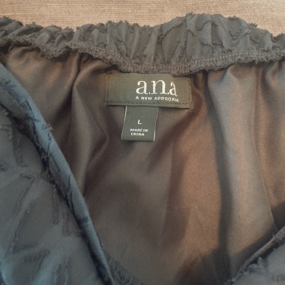 A.N.A. Dress - Picture 4 of 6